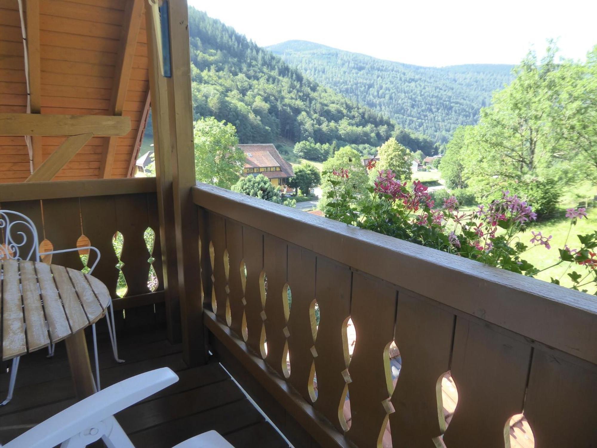 Apartment In Brandenberg With Terrace *